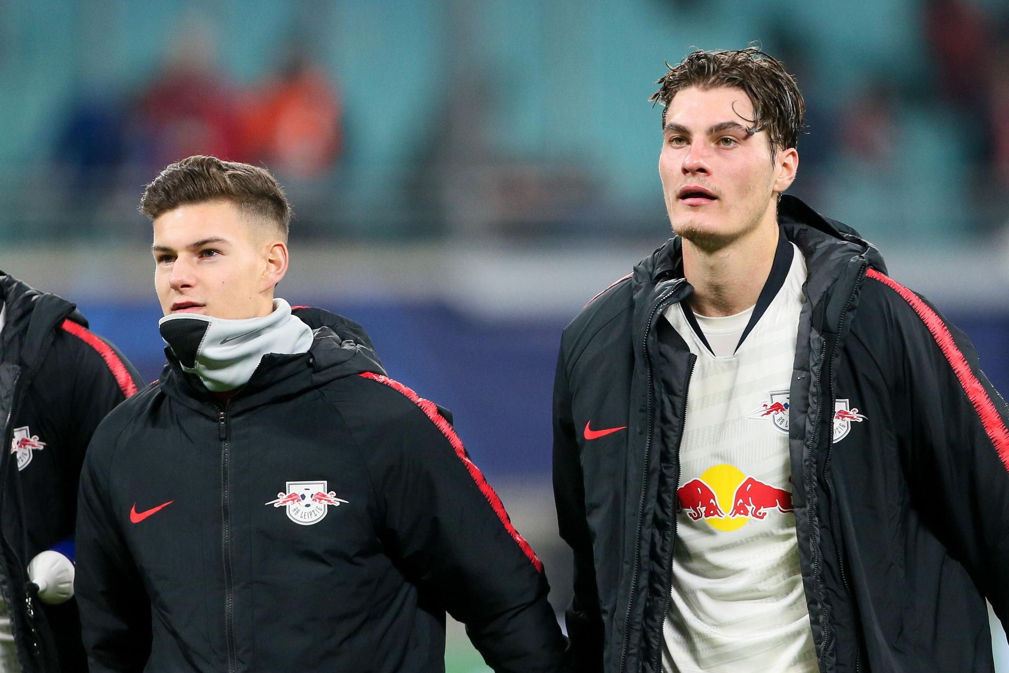 RB Leipzig - Benfica / Fussball Champions League Leipzig, 27. 11. 2019, Red Bull Arena, UEFA Champions League, Gruppenphase , RB Leipzig - Benfica Lissabon 2:2 0:1 , Im Bild v.l.: Tom Krauß / Krauss 53, RB Leipzig und Patrick Schick 21, RB Leipzig , *** RB Leipzig Benfica Football Champions League Leipzig, 27 11 2019, Red Bull Arena, UEFA Champions League, Group Phase , RB Leipzig Benfica Lisbon 2 2 0 1 , In the picture v l Tom Krauß Krauss 53, RB Leipzig and Patrick Schick 21, RB Leipzig ,