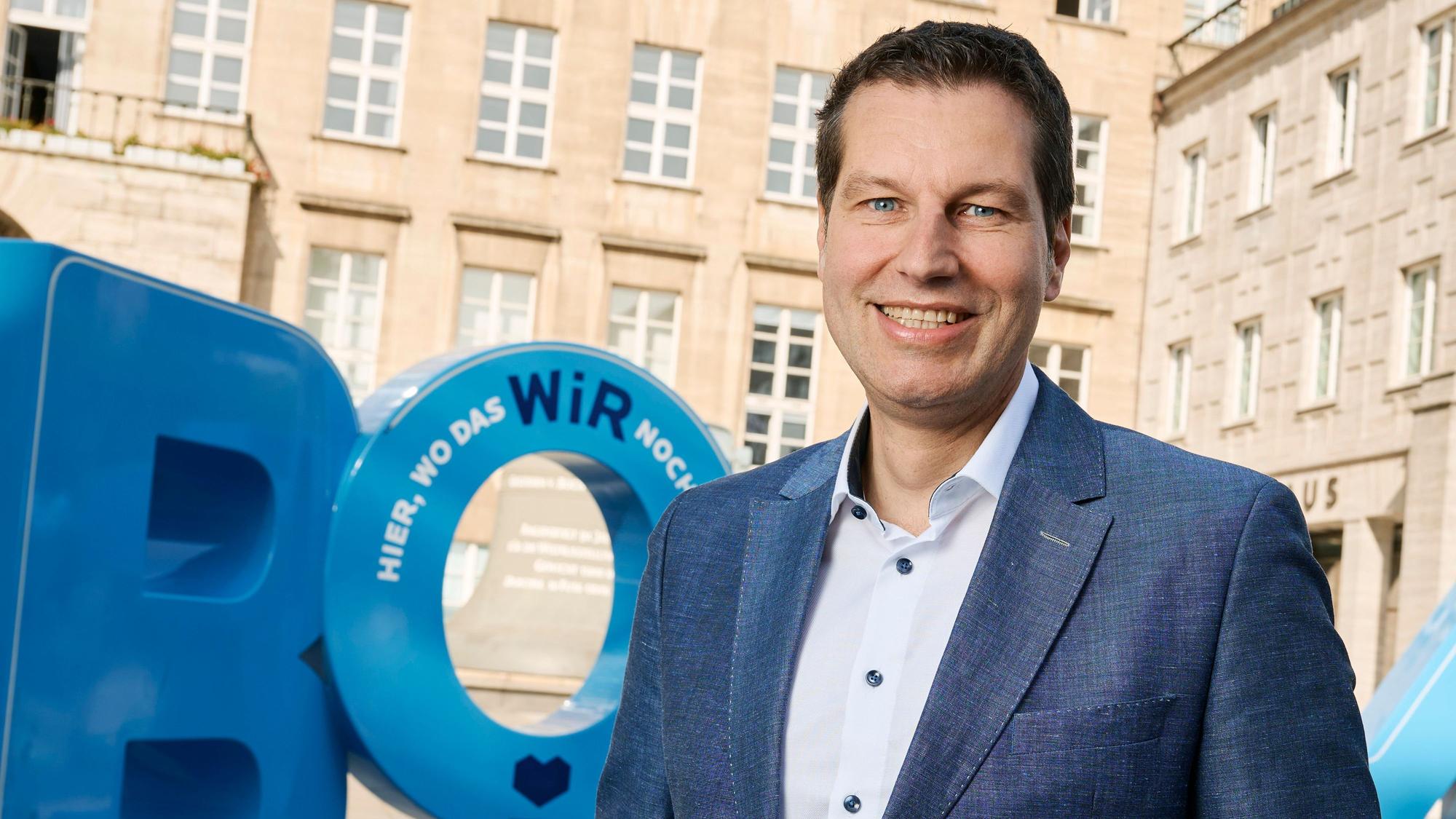 Oberbürgermeister Thomas Eiskirch im Rathaus in Bochum.
