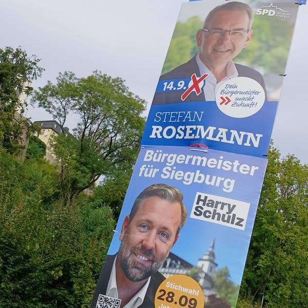 Stefan Rosemann (SPD) und Harry Schulz (CDU) gehen am 28. September in die Stichwahl um das Siegburger Bürgermeisteramt, Wahlplakate