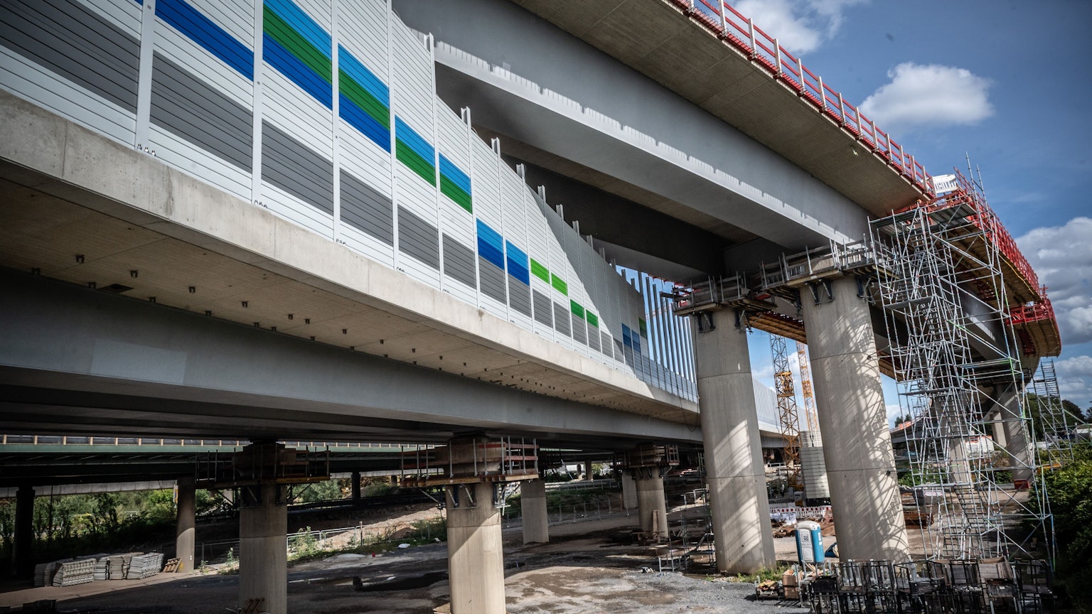 Lärmschutzwand Autobahn 1-Baustelle Leverkusen West. Bild: Ralf Krieger