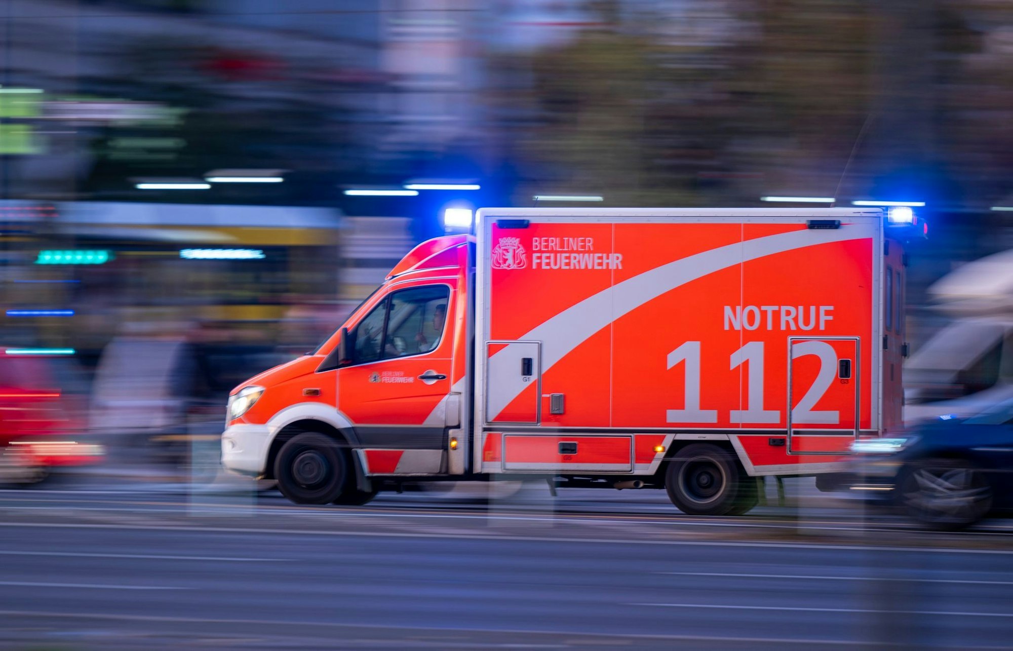 Rettungskräfte kommen bei Herz-Kreislauf-Stillstand oft zu spät, um Hirnschäden zu verhindern. (Symbolbild)