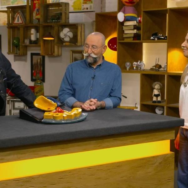 Experte Sven Deutschmanek konnte nicht glauben, was er bei „Bares für Rares“ hörte.