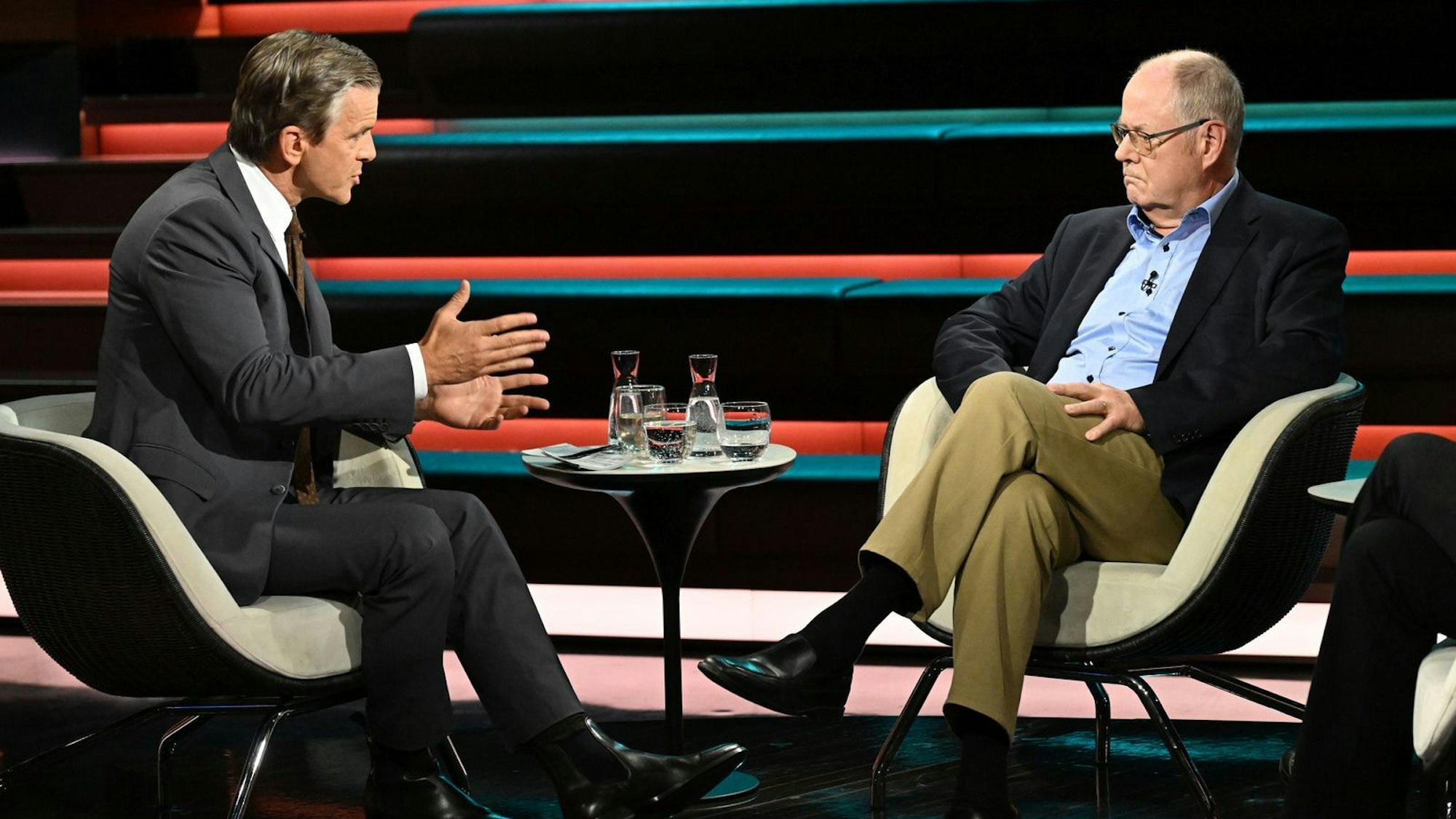 Markus Lanz und Peer Steinbrück diskutierten unbequeme Wahrheiten zur Rente. (Bild: ZDF / Cornelia Lehmann)