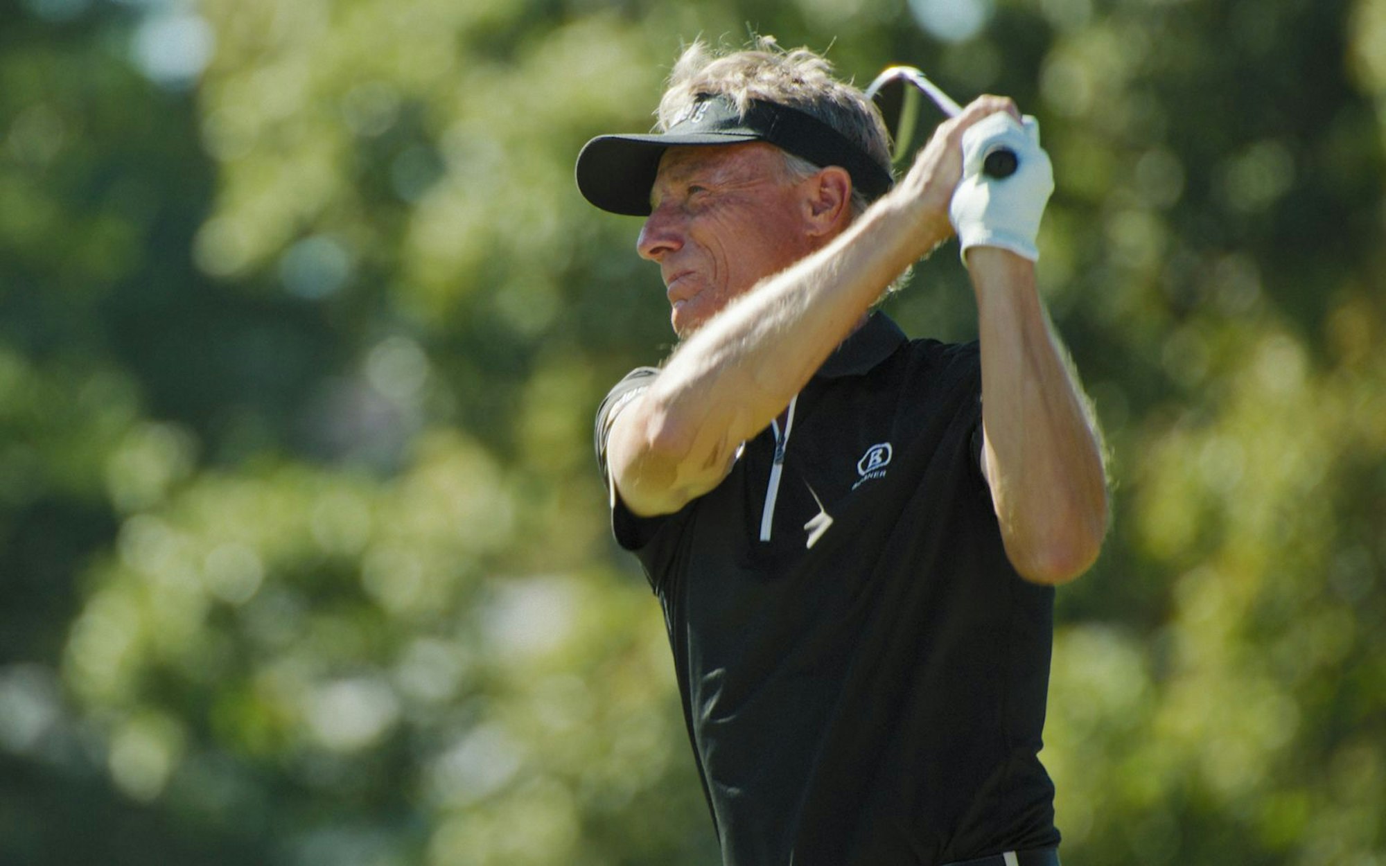 Der Ryder Cup wäre ohne Bernhard Langer wohl nicht denkbar. Dazu holte der Golfpionier Deutschland auf die Weltkarte des Gentleman-Sports. MagentaTV widmet dem unermüdlichen Ausnahmeathleten nun die Doku „Bernhard Langer - Der ewige Champion“. (Bild: Broadview / Till Vielrose)
