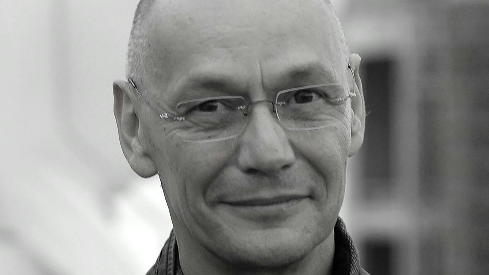 Torsten Michaelis ist bei der Filmpremiere des Kriminalfilms „Lotte Jäger und das tote Mädchen“.