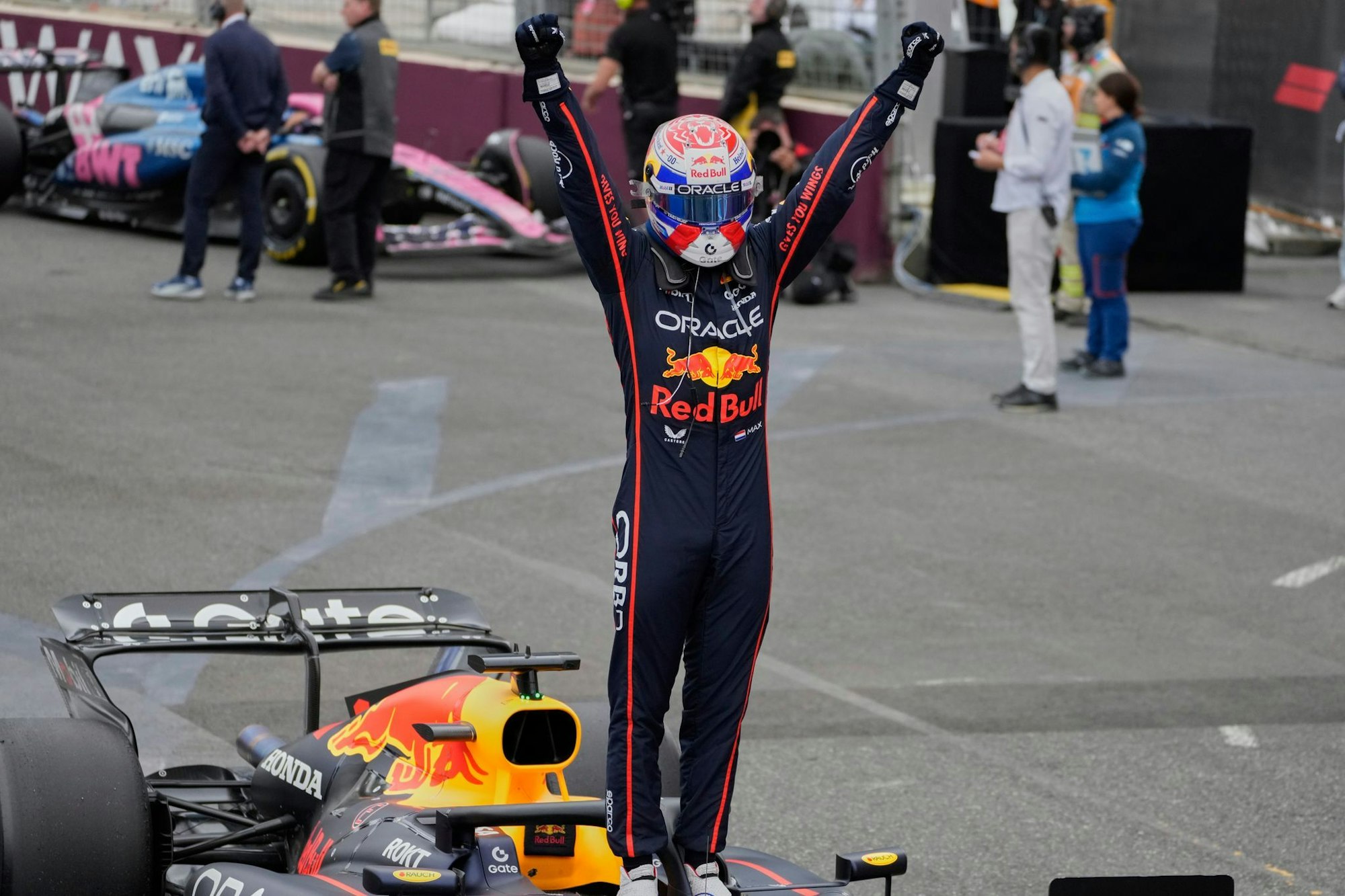Zweiter Sieg nacheinander - Verstappen ist zurück im WM-Kampf.