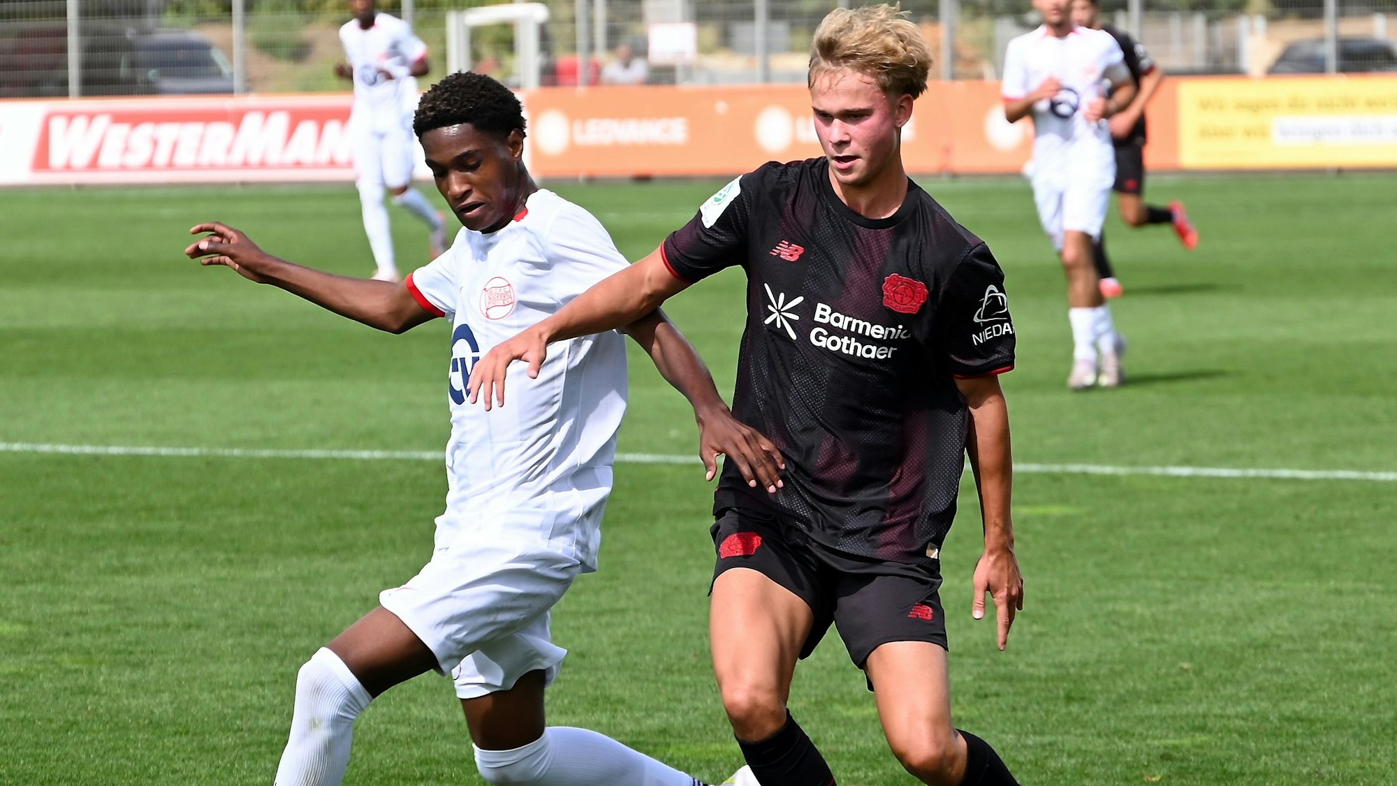30.08.2025, Fiussball-U17-Bayer 04-Offenbach
rechts: Andrii Hamzyk (Bayer)
Foto: Uli Herhaus