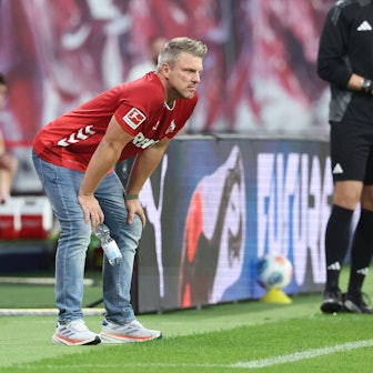 Lukas Kwasniok erlebte zwar seine erste Niederlage als FC-Trainer, dennoch reiste er mit vielen Erkenntnissen heim.