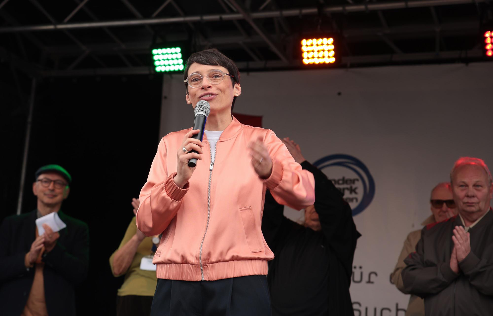 Auch NRW-Familienministerin Josefine Paul kam zum Kölner Weltkindertag.