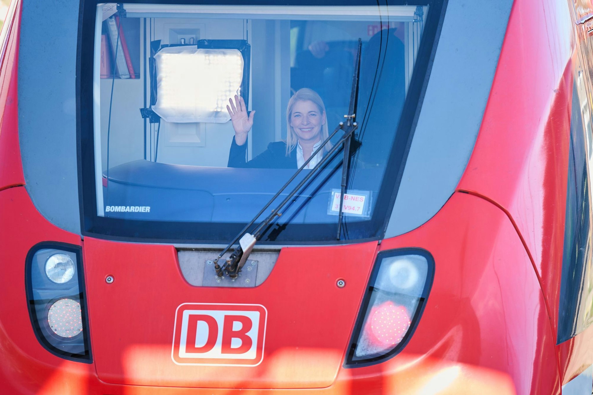 Die designierte neue Bahnchefin hat vor einigen Monaten selbst einen Lokführerschein absolviert.