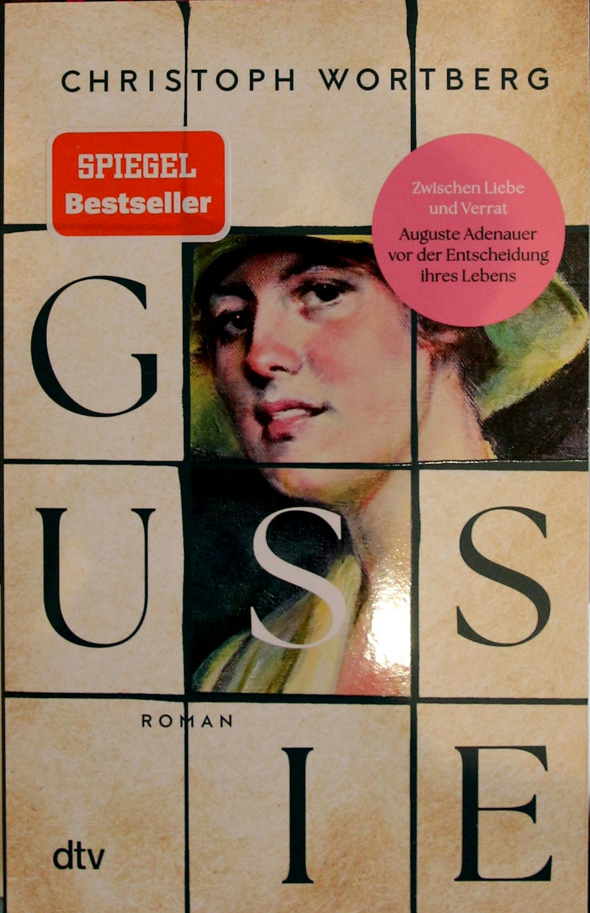 Das Foto zeigt den Einband des Buchs „Gussie“.