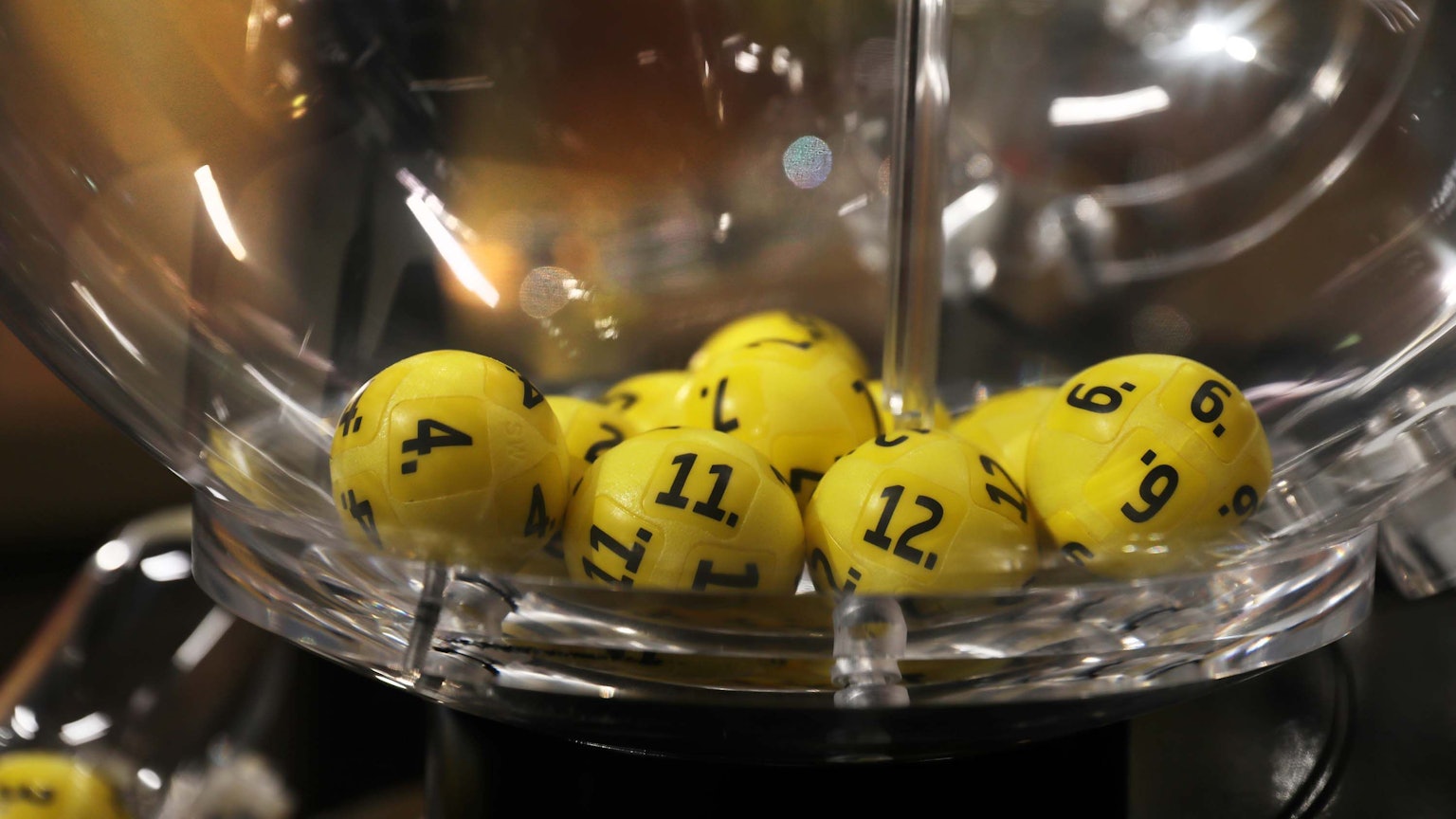 Bei der Eurojackpot-Ziehung am 19. September wurde ein Tipper aus dem Raum Dortmund im zweiten Gewinnrang zum fünffachen Millionär. Die Gewinnsumme lautet: 5.850.555,10 Euro.