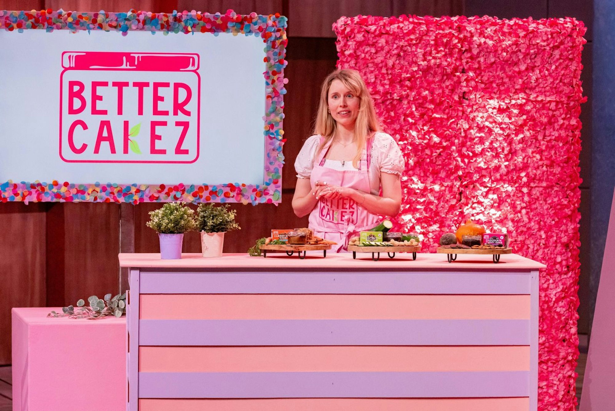 Eine Gründerin mt festen Überzeugungen: Isabelle will das Naschen von Kuchen gesünder machen. (Bild: RTL / Bernd-Michael Maurer)