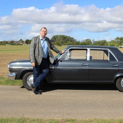 Zunächst hielt Wolfgang Kern den Renault Rambler für einen Opel Admiral. Heute ist er Experte für den seltenen Franzosen mit den amerikanischen Genen.