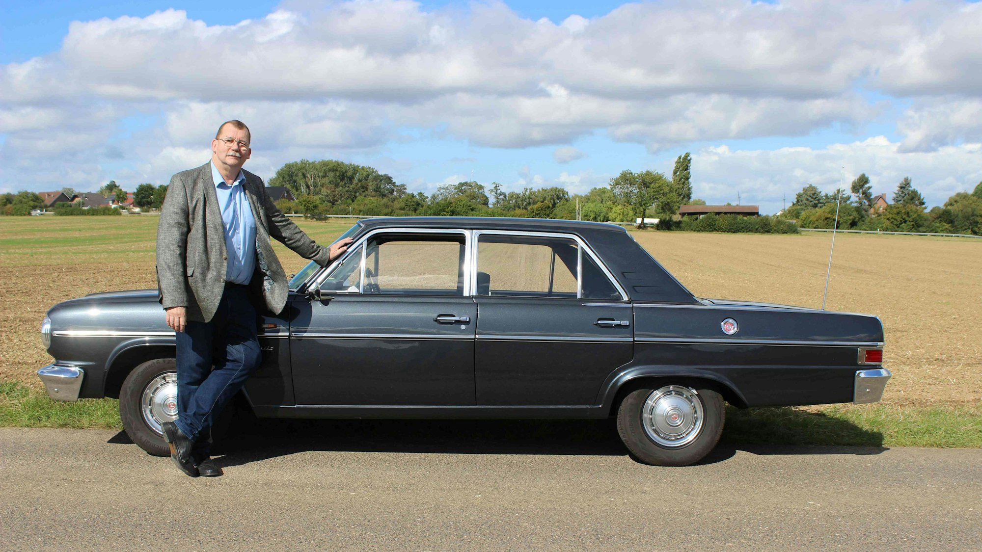 Zunächst hielt Wolfgang Kern den Renault Rambler für einen Opel Admiral. Heute ist er Experte für den seltenen Franzosen mit den amerikanischen Genen.