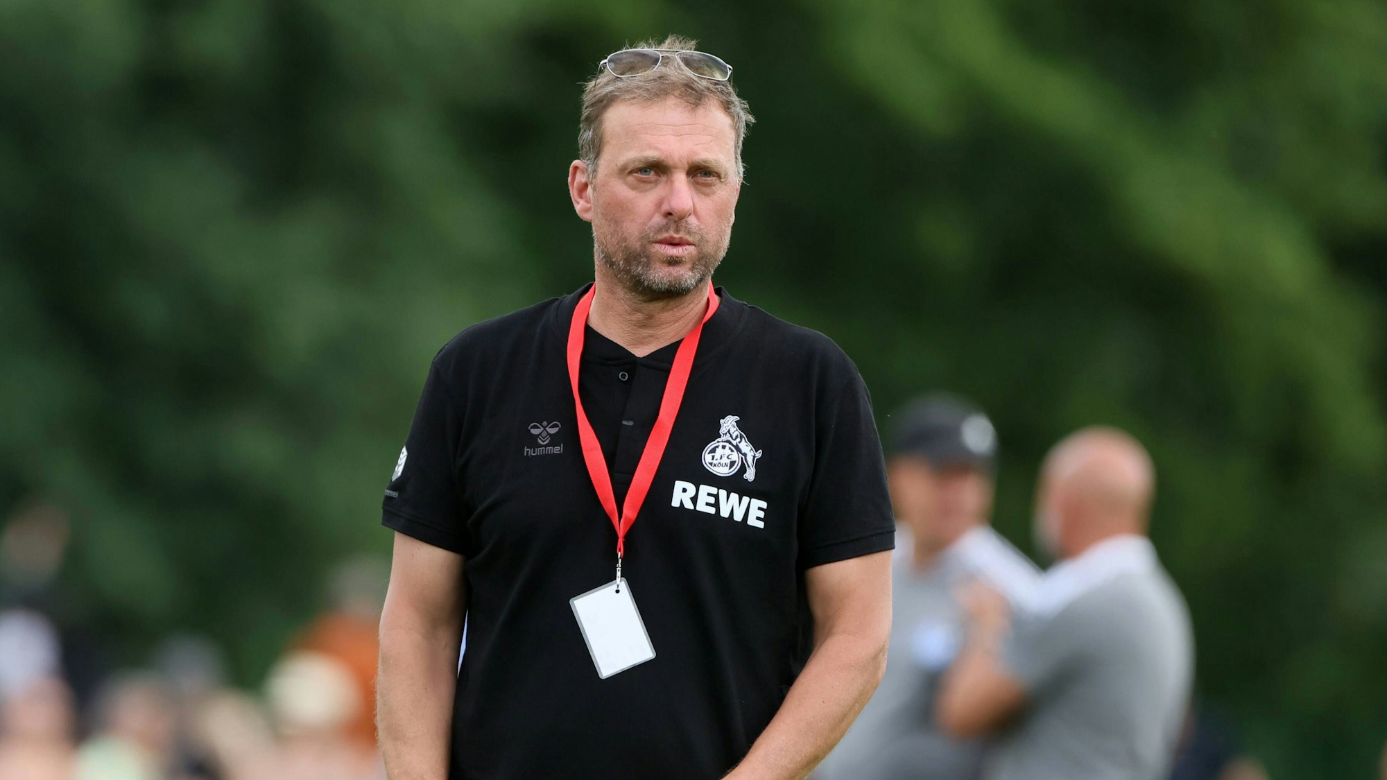 Jörg Jakobs übernahm die Sportliche Leitung nach der überstandenen Relegation von Horst Heldt und half dabei, den 1. FC Köln zurück nach Europa zu führen.
