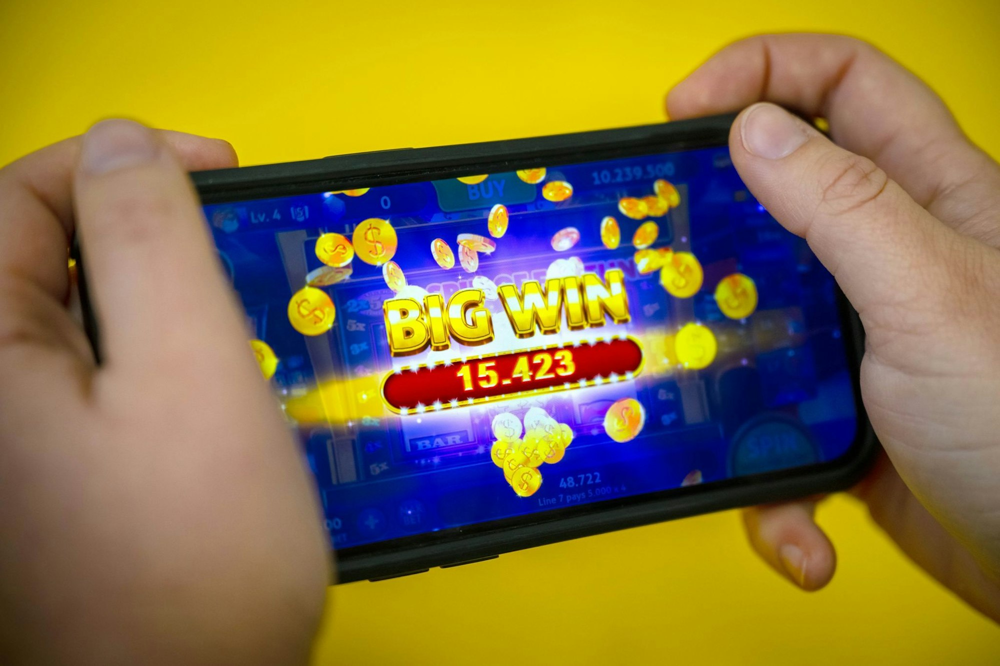 In Online-Glücksspielen sehen Experten ein wachsendes Risiko. (Symbolbild)