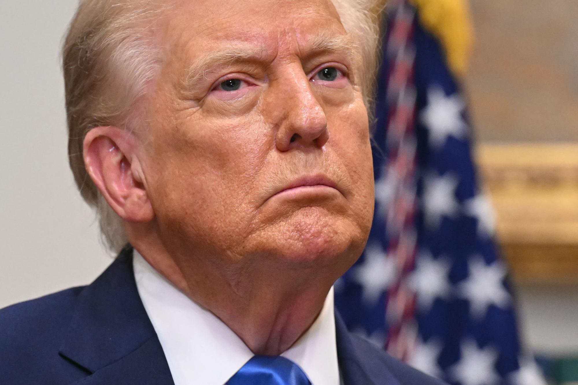 US-Präsident Donald Trump hat mit einem Dekret die Antifa verboten.