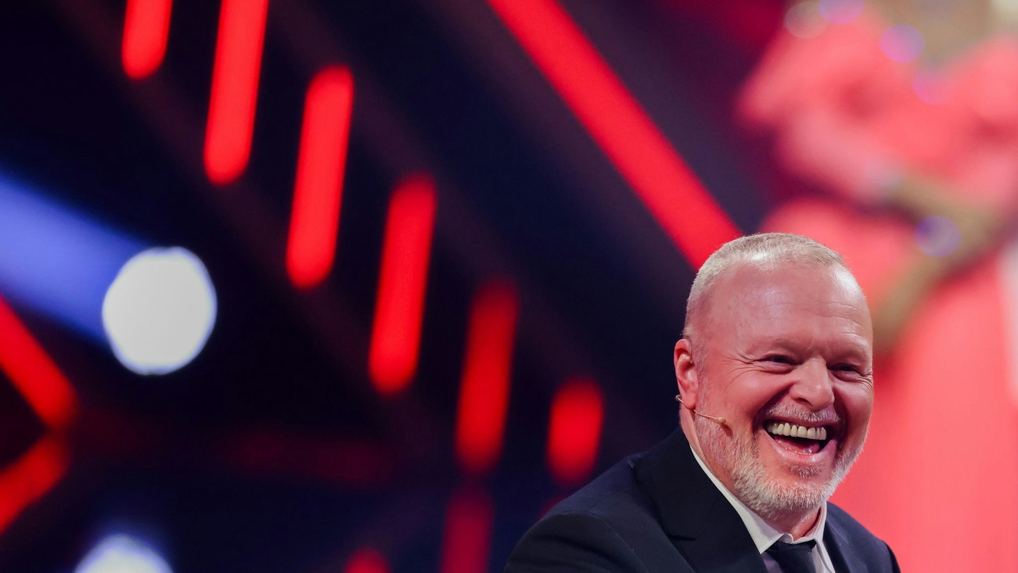 Bodenständig bei der Haarpflege: TV-Star Stefan Raab.