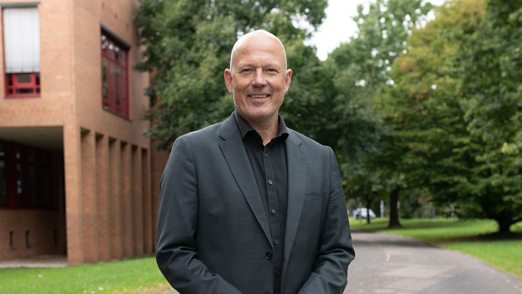 Zu sehen ist Frank Rock (CDU), Landrat des Rhein-Erft-Kreises.