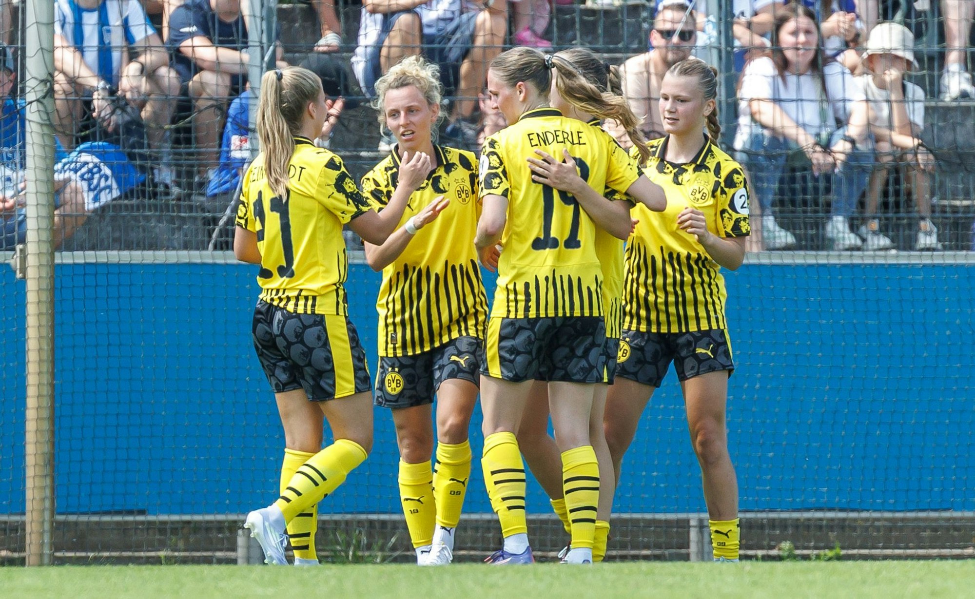 Langfristig will das Team in die 1. Bundesliga. (Archivbild)