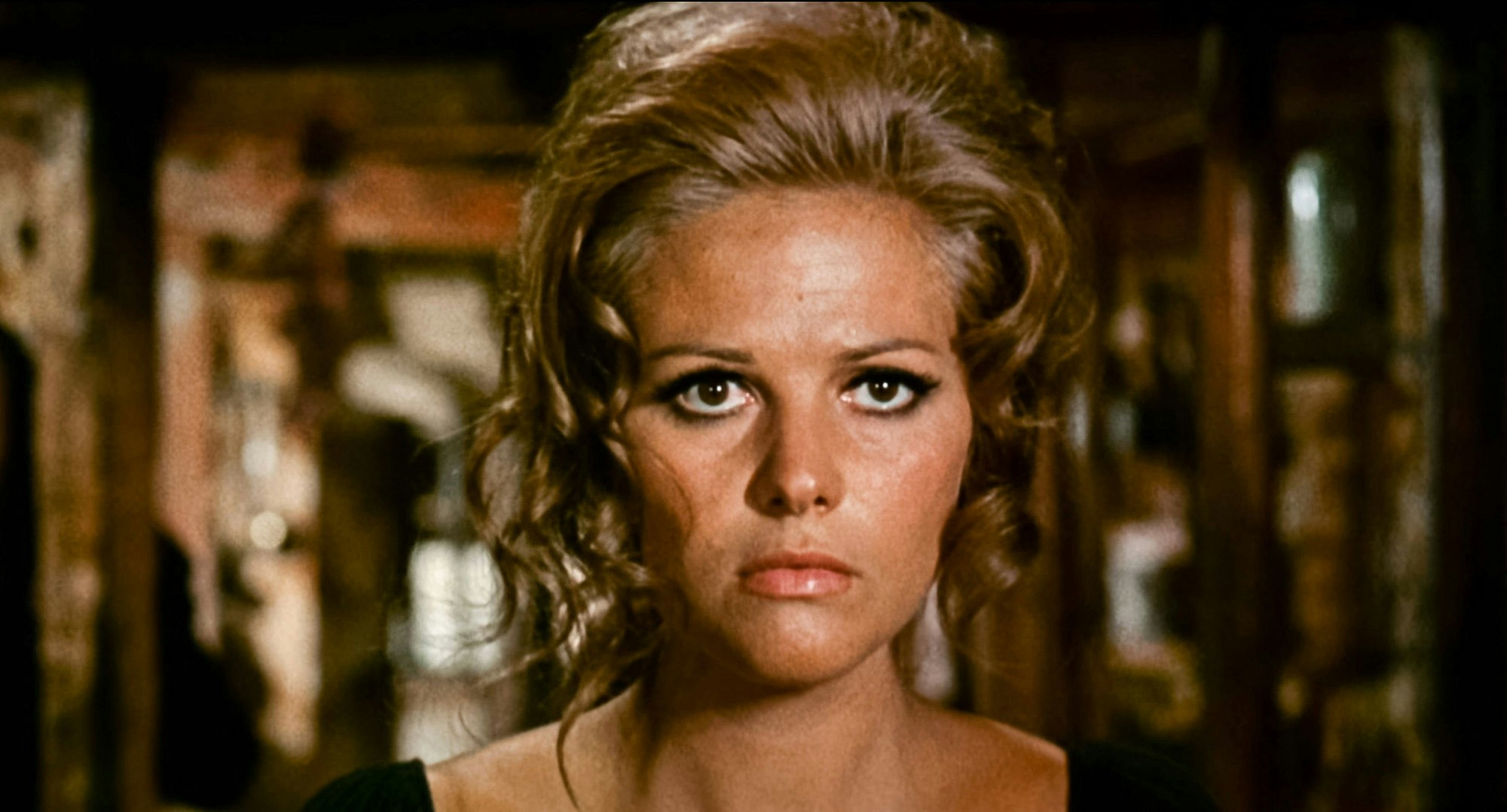 Claudia Cardinale in einer Szene von „Spiel mir das Lied vom Tod“.