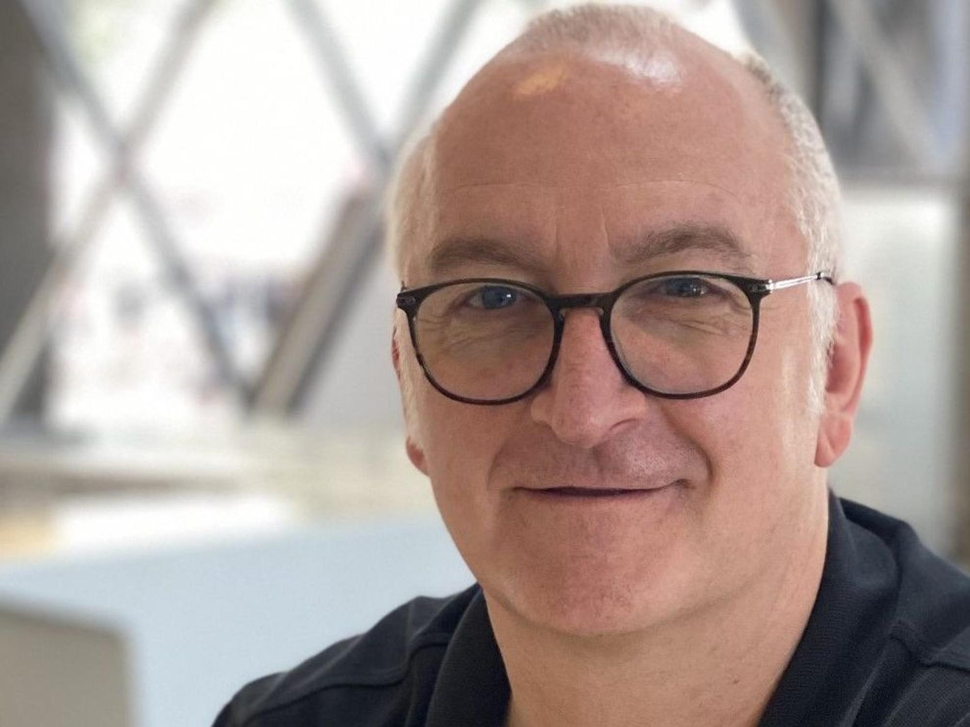 Georg Hinz startete vor 25 Jahren die Mitsinginitiative.