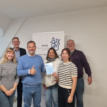 Die Burscheider Musik- und Orchesterschule sowie die Grundschulen freuen sich über die Fördermittel von „Leader“.