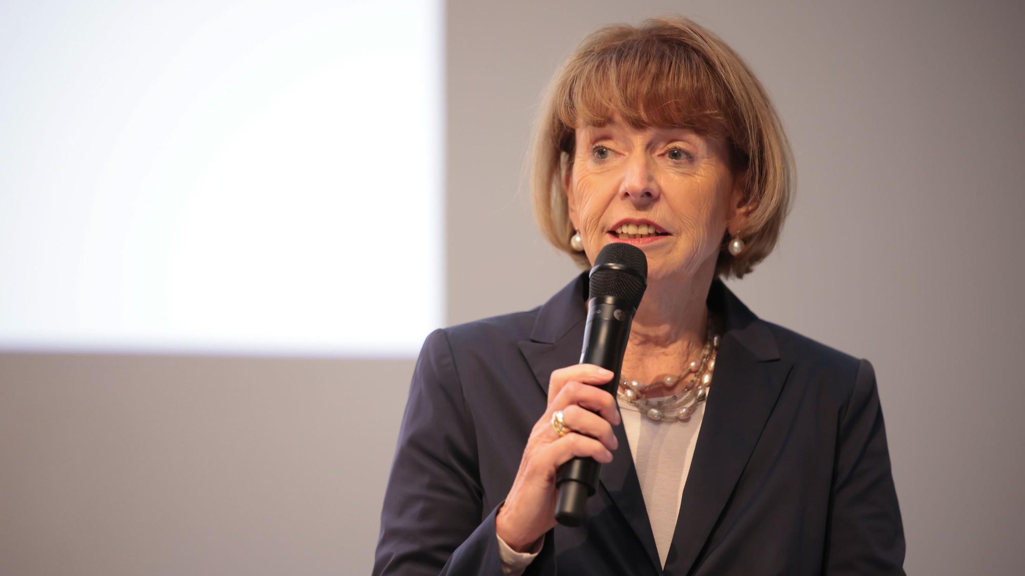 Henriette Reker im Historischen Rathaus