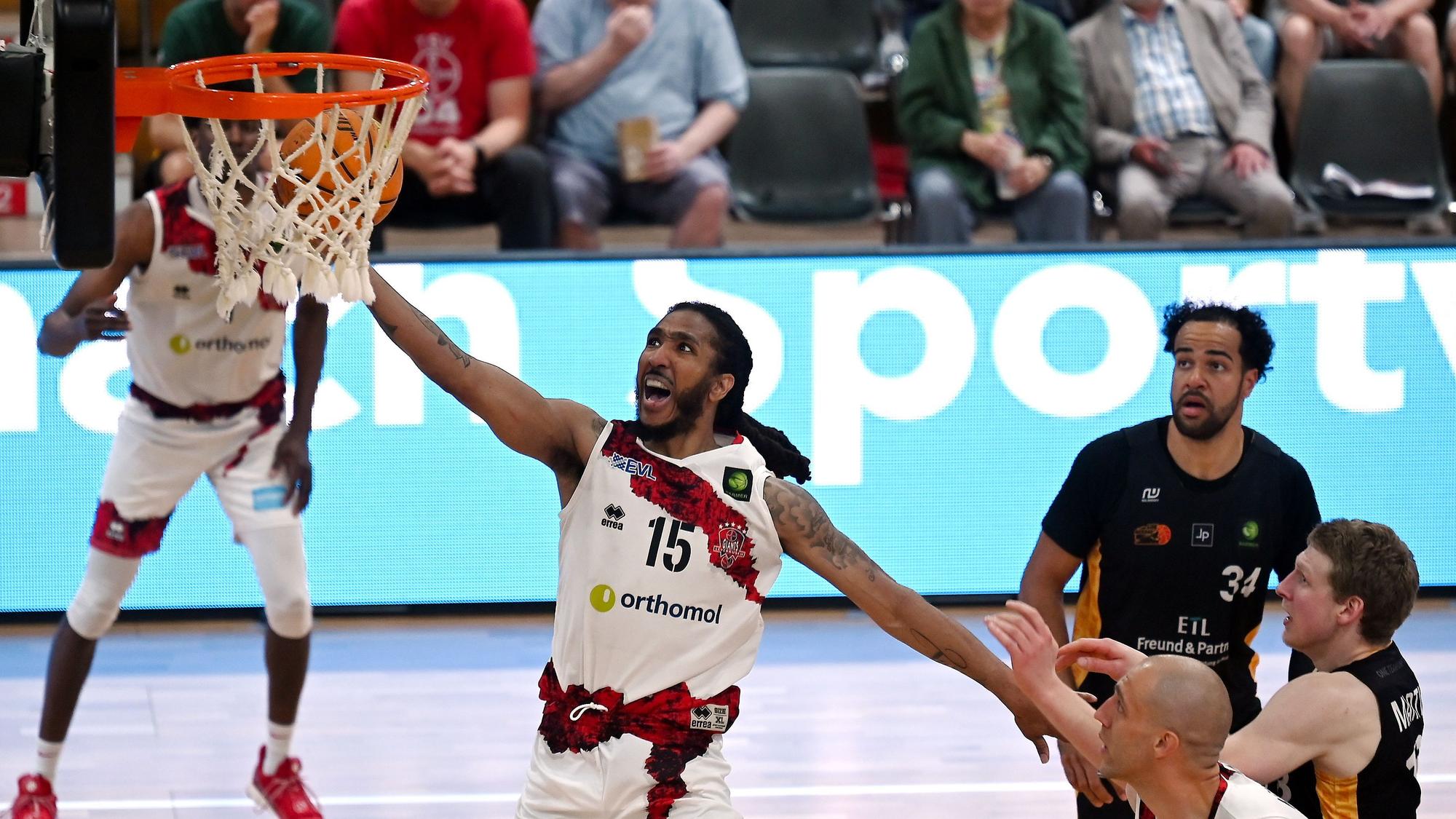 10.05.2025, Basketball-Bayer Giants-Lok Bernau
Donte Nicholas (Bayer)
Foto: Uli Herhaus