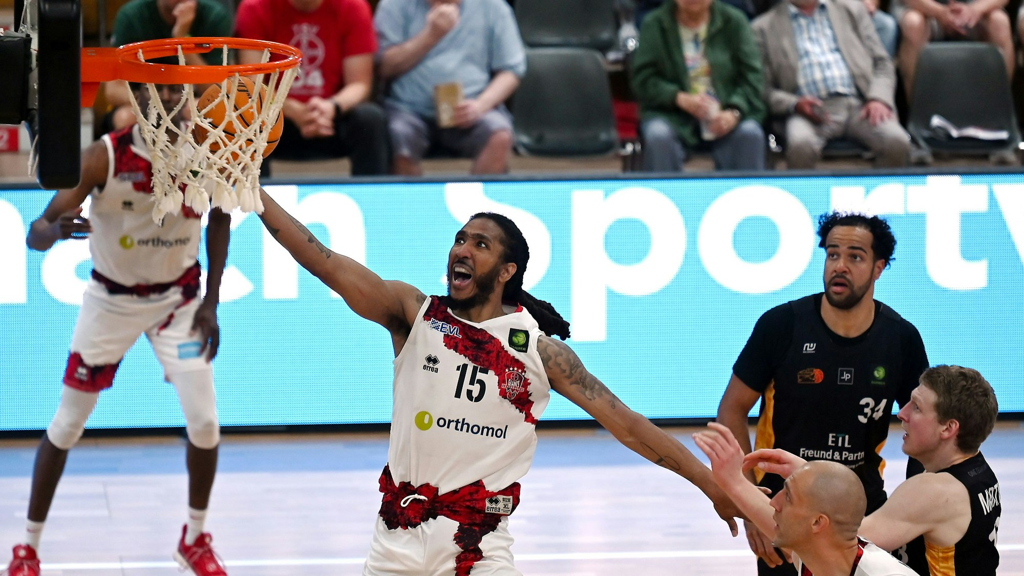 10.05.2025, Basketball-Bayer Giants-Lok Bernau
Donte Nicholas (Bayer)
Foto: Uli Herhaus