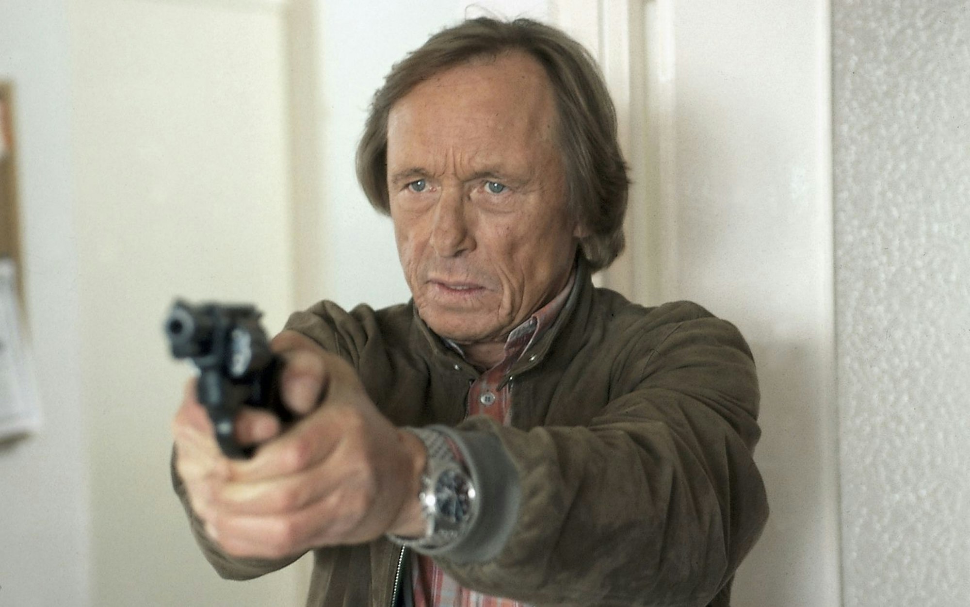 Als Detektiv Matula ermittelte Claus Theo Gärtner mit wechselnden Partnern ab 1981 in „Ein Fall für zwei“. 2013 ging er nach 300 Folgen in Pension. (Bild: ZDF / Martin Sperling)