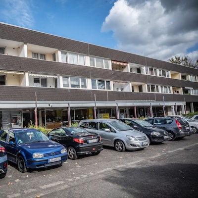 In einer Sondersitzung des Bauausschusses wurde das große WGL-Bauvorhaben am Königsberger Platz gerettet.