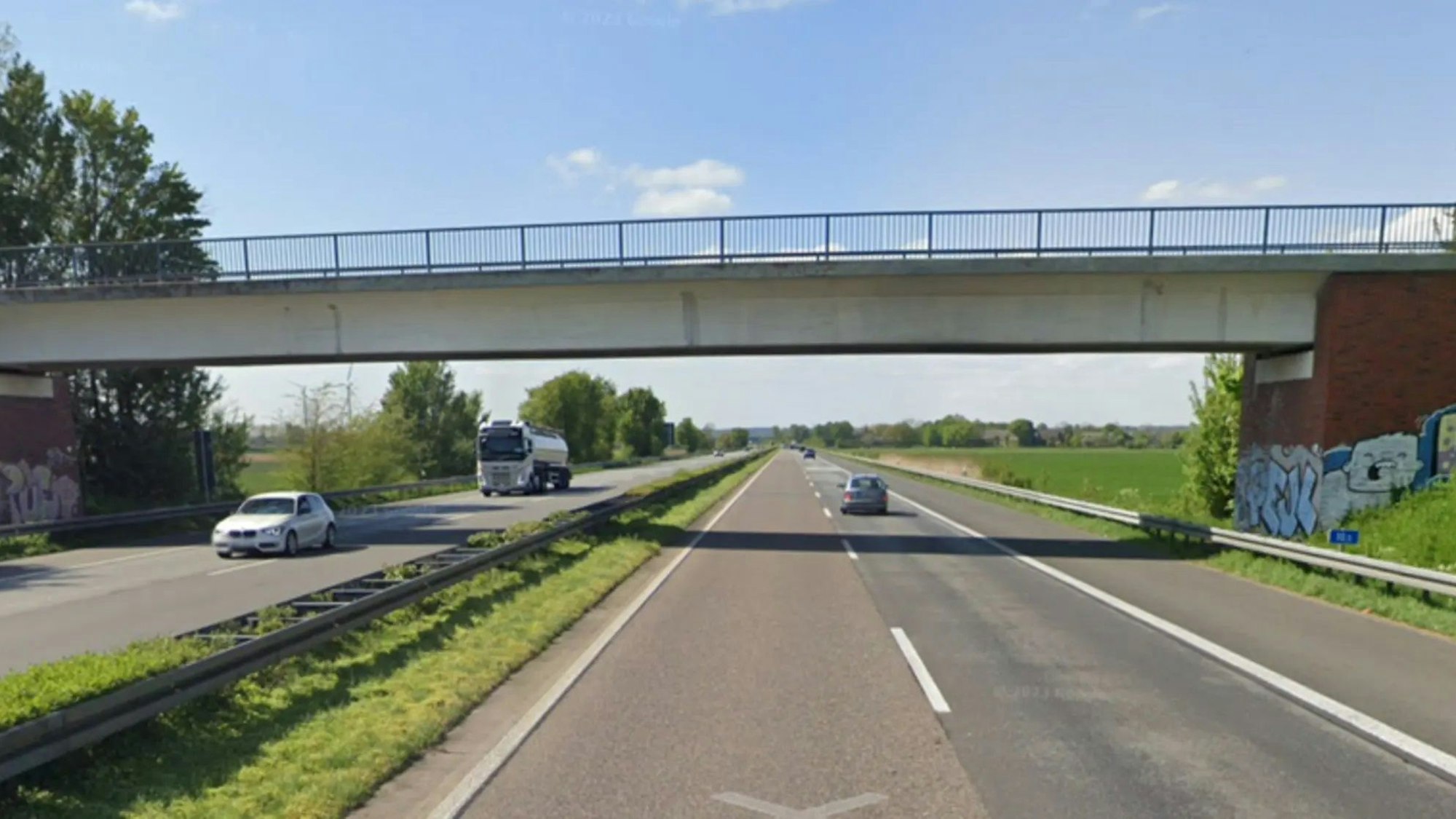 Die Brücke über die A3 ist marode und muss abgerissen und neugebaut werden.