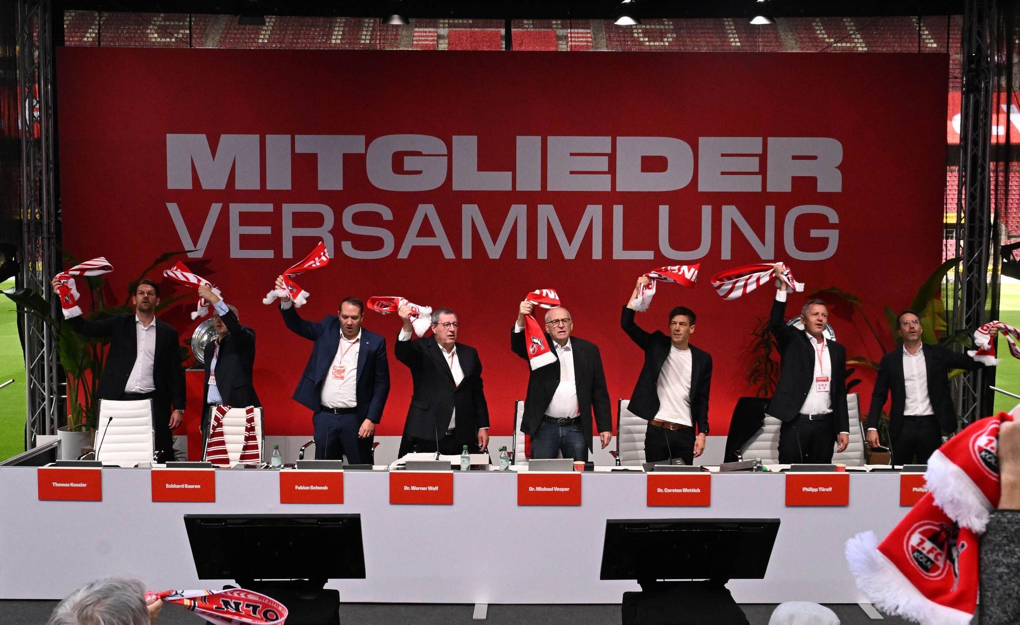 27.09.2025 , xophax, Fussball 1.Bundesliga, 1.FC Koeln Mitgliederversammlung , Präsidentenwahl. Rhein Energie Stadion Jahreshauptversammlung am Samstag den 27.09.2025. 1.FC Köln DFL/DFB REGULATIONS PROHIBIT ANY USE OF PHOTOGRAPHS as IMAGE SEQUENCES and/or QUASI-VIDEO Koeln *** 27 09 2025 , xophax, Fußball 1 Bundesliga, 1 FC Koeln Mitgliederversammlung , Präsidentenwahl Rhein Energie Stadion Jahreshauptversammlung am Samstag den 27 09 2025 1 FC Köln DFL DFB REGULATIONS PROHIBIT ANY USE OF PHOTOGRAPHS as IMAGE SEQUENCES and or QUASI VIDEO Koeln