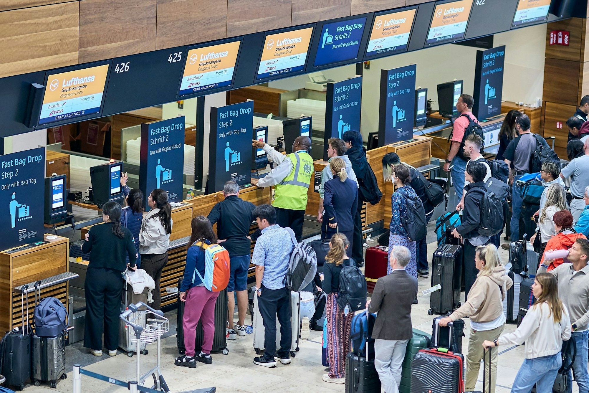 Wann am Hauptstadtfughafen BER die Folgen eines IT-Angriffs auf einen Dienstleister gehoben sind, ist unklar. (Archivbild)