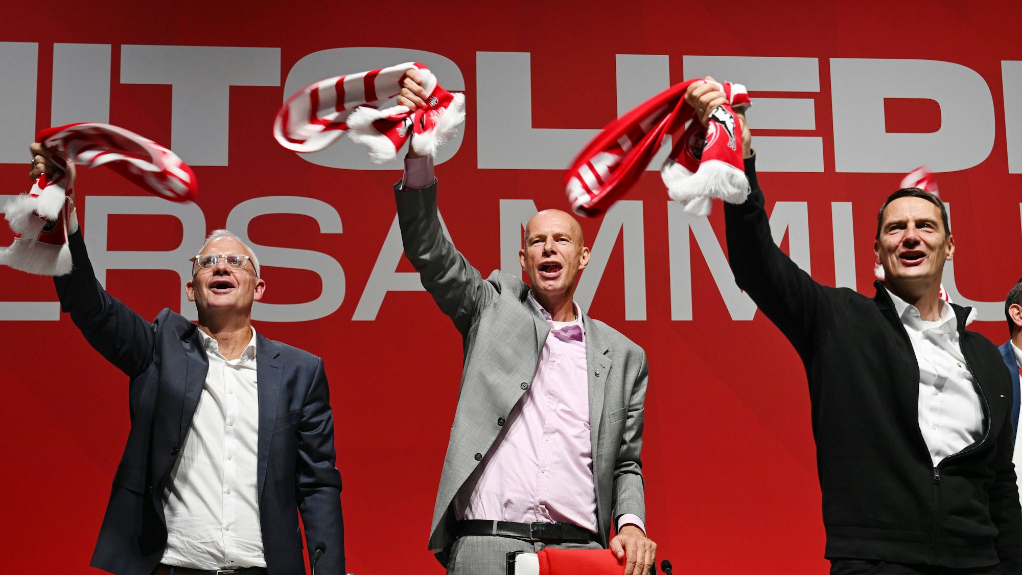 Das Team Stobbe hat die Wahl gewonnen und stellt den nächsten Vorstand des 1. FC Köln.