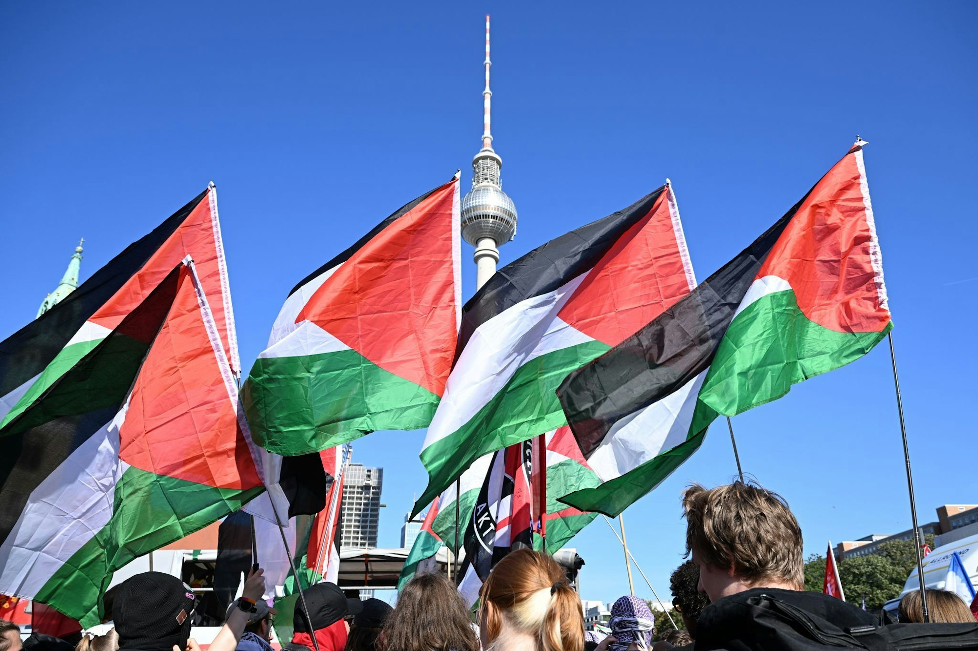 Die Demonstration startete am Alexanderplatz.