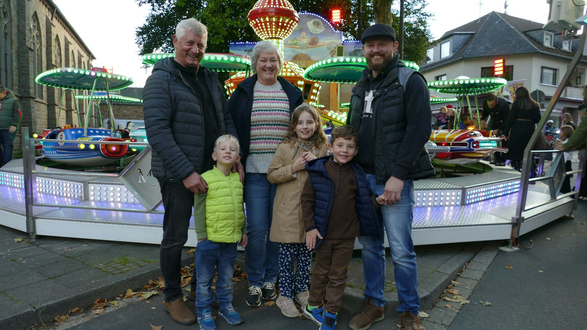 Für Familie Derksen ist die Eitorfer Kirmes ein Pflichttermin.