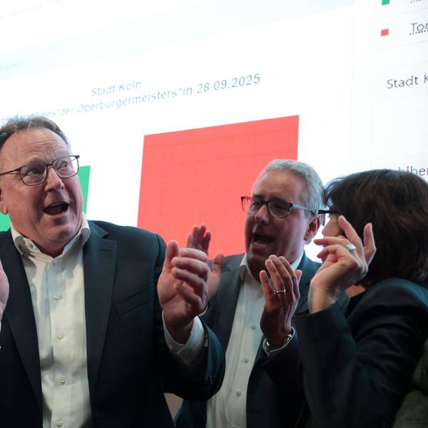 28.09.2025, Köln: Torsten Burmester ( SPD) ist zukünftiger Oberbürgermeister von Köln.Wahlparty der SPD zur Oberbürgermeisterwahl Köln 2025 im Saal Anno 1858 in der Malzmühle. Foto:Dirk Borm