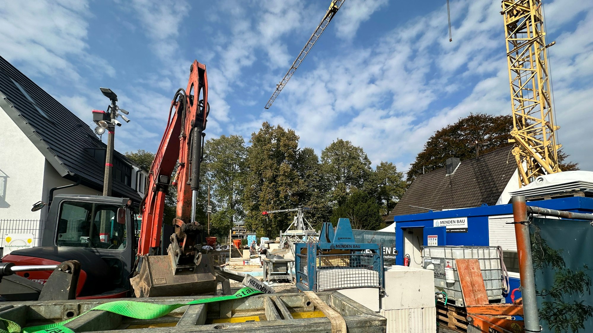 Am Jesuitenhof 6 in Sankt Augustin-Niederpleis entstehen vier moderne Wohnungen der Gemeinnützigen Baugenossenschaft Sankt Augustin.