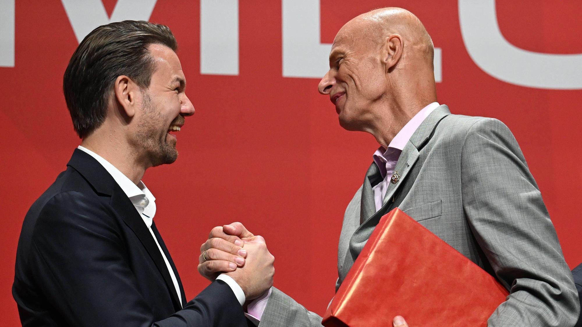FC-Sportdirektor Thomas Kessler und der neue Präsident Jörn Stobbe