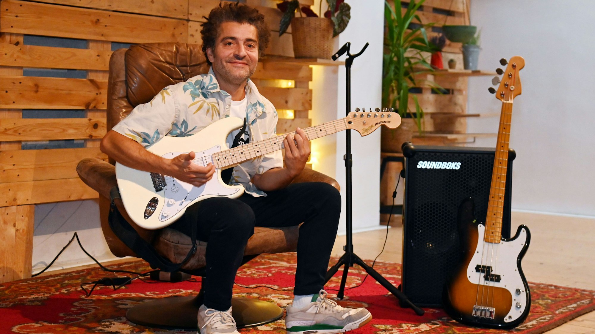 Kölner DJ Cem im Greatlive