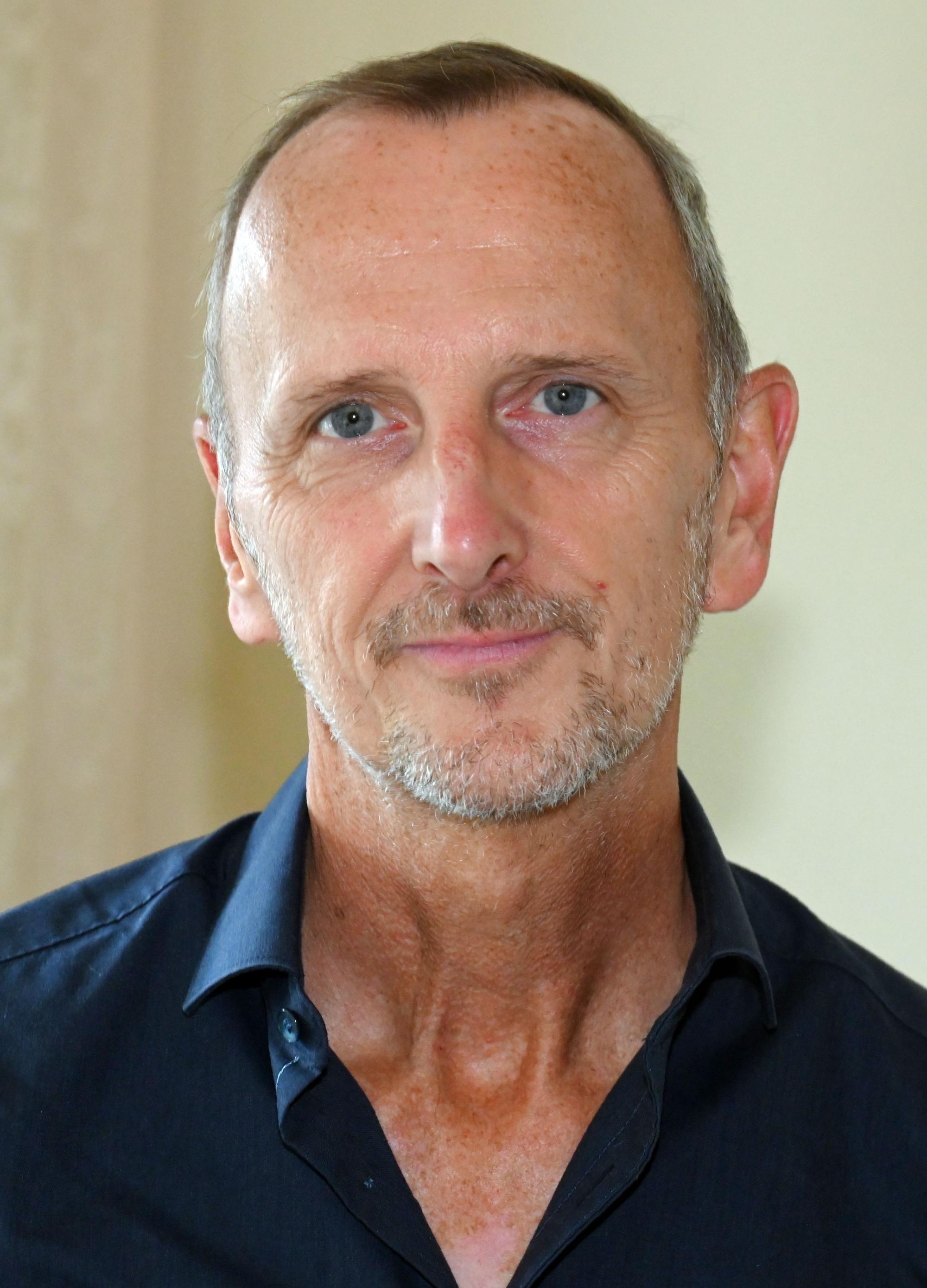 Jürgen Daldrup von „Ein Herz für Rentner“ ist im Porträt zu sehen.
