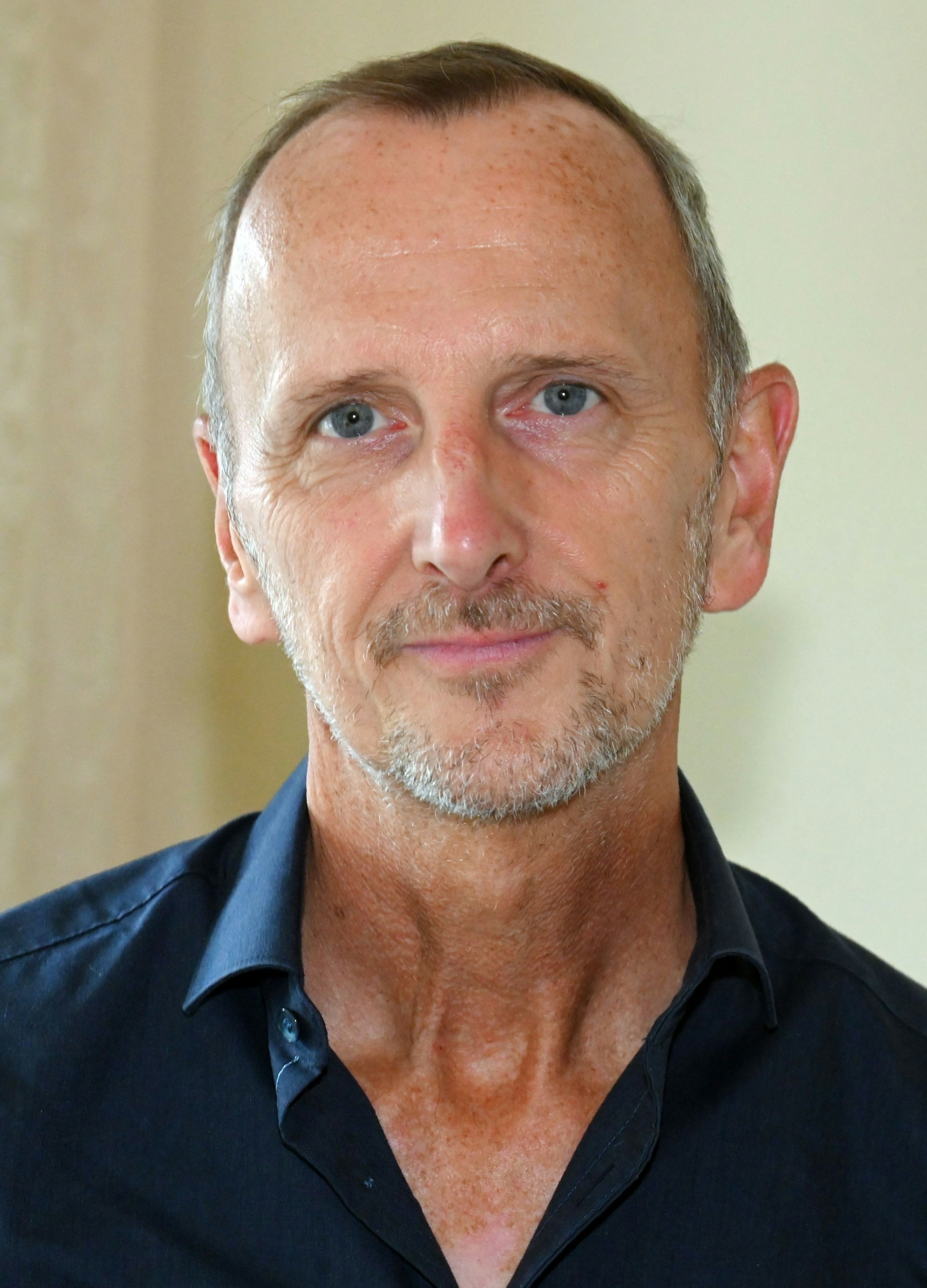 Jürgen Daldrup von „Ein Herz für Rentner“ ist im Porträt zu sehen.