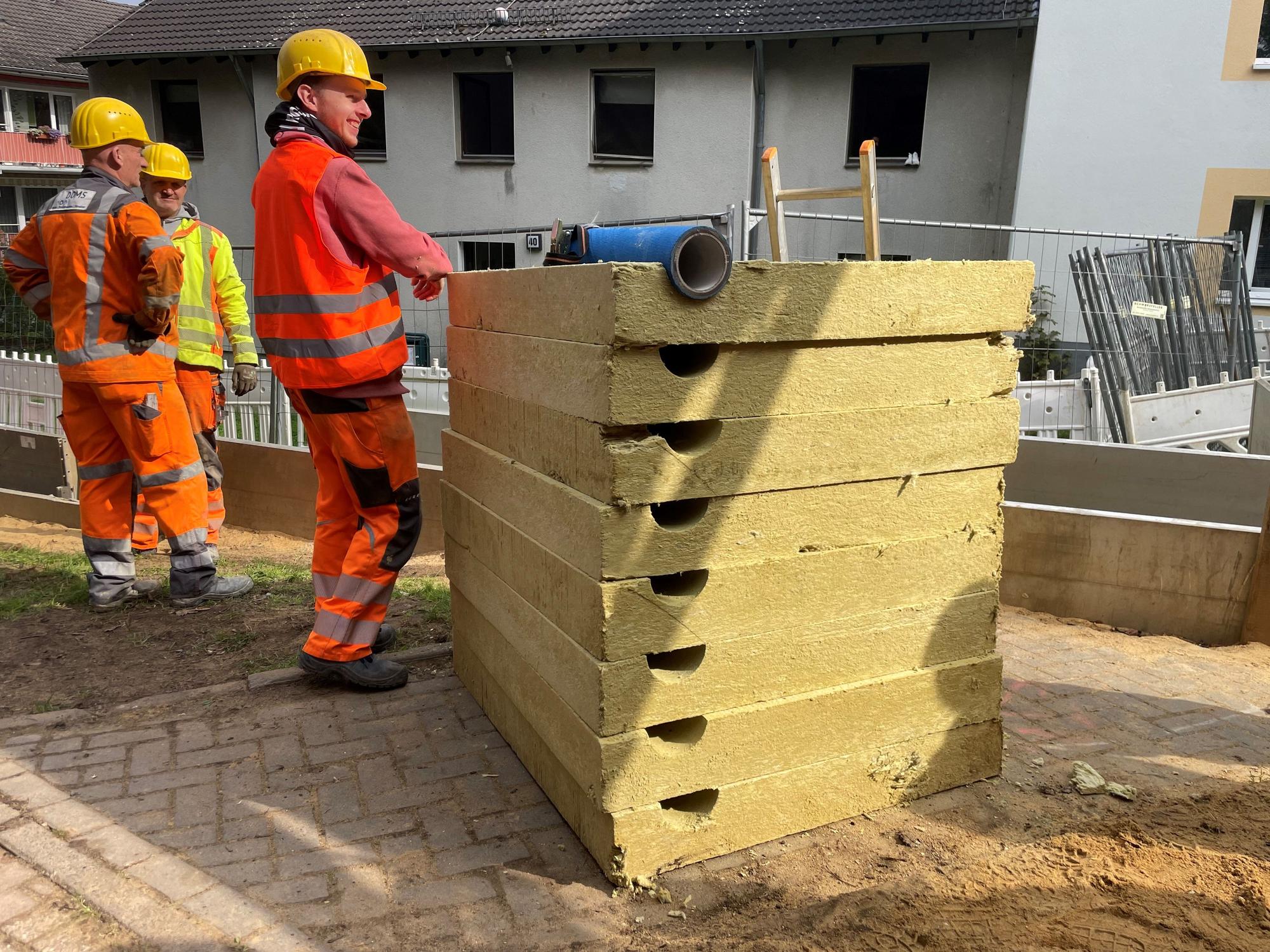 Diese Stahlwolle soll versickertes Wasser aufnehmen.