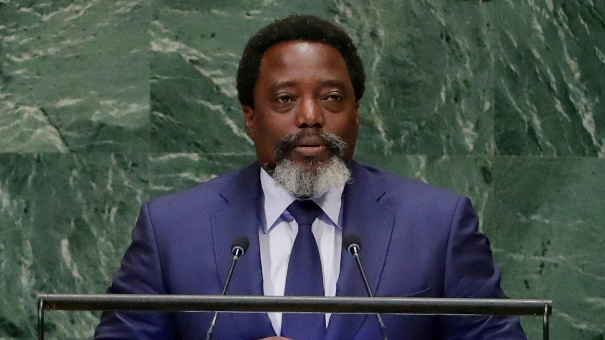 Ein Militärgericht im Kongo hat Ex-Präsidenten Joseph Kabila wegen Hochverrats und Kriegsverbrechen zum Tode verurteilt. (Archivbild)