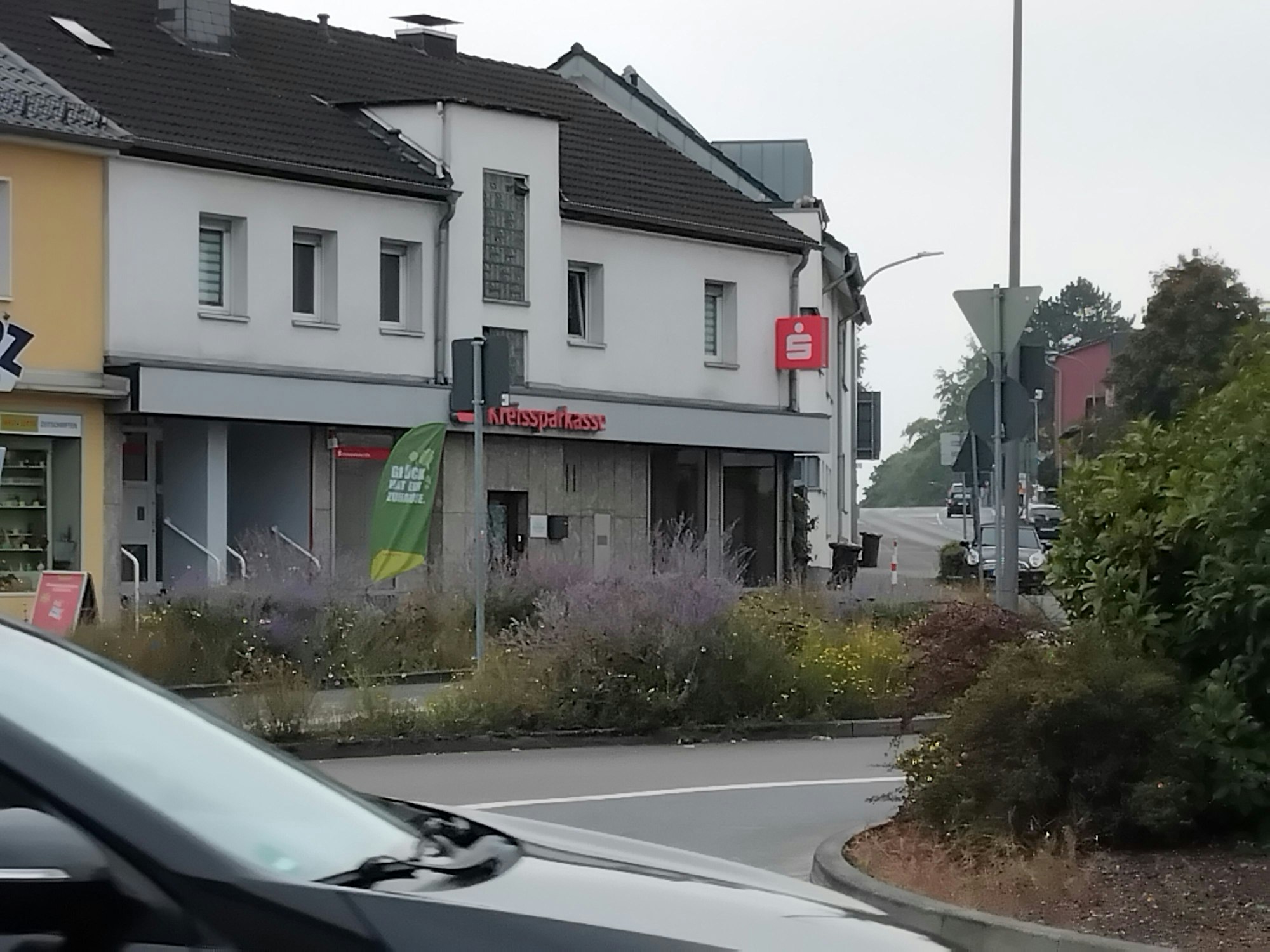 Die KSK-Filiale auf dem Stallberg schrumpfte zunächst zum Selbstbedienungsstandort, nun wird auch der geschlossen.