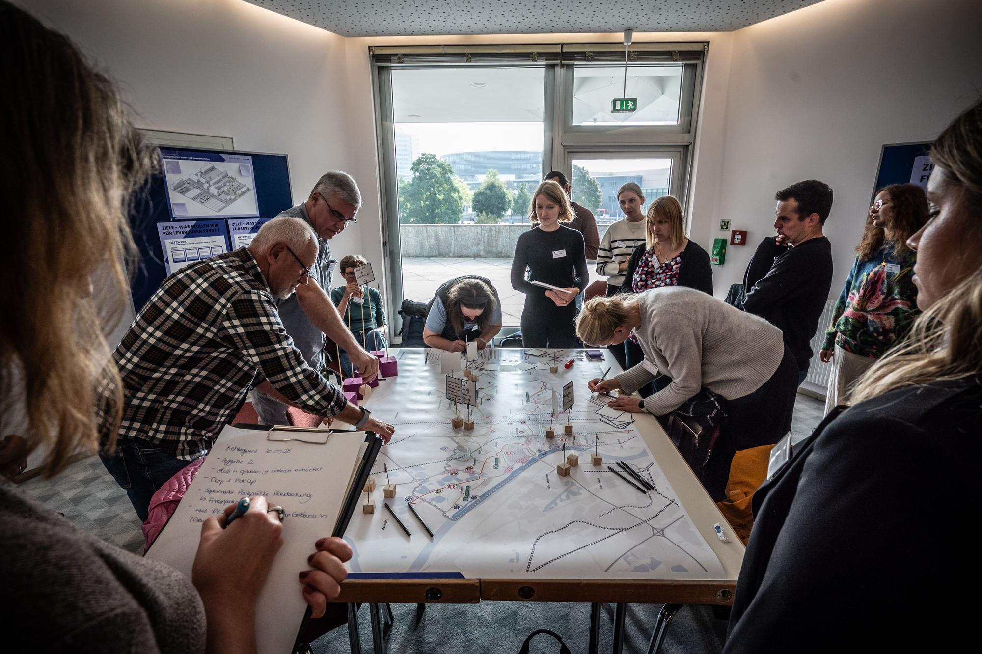 Zukunfts-Konferenz Leverkusen 2040+. Vortragssaal und Arbeitsräume Bild: Ralf Krieger
