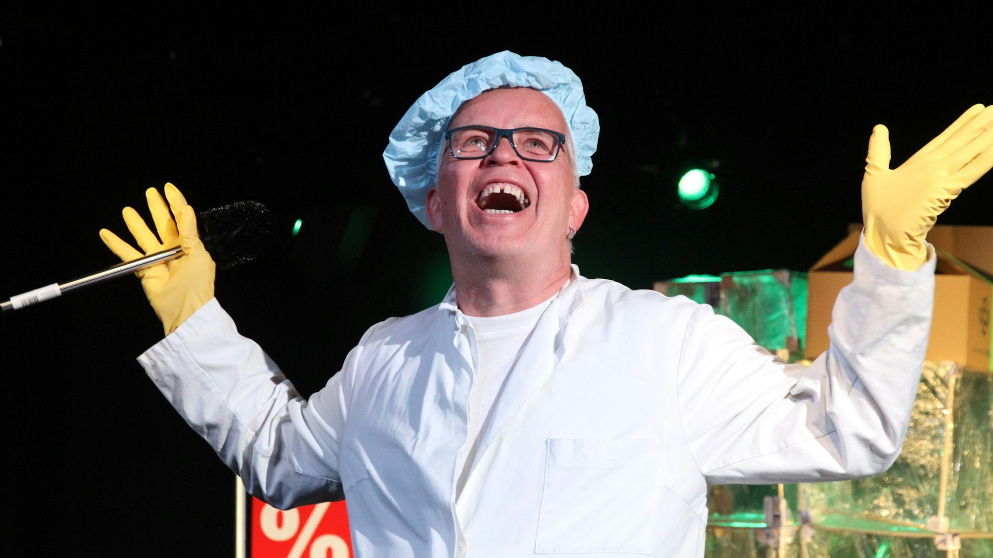 Ich, Kaufhof, Inszenierung des Bürgertheaters "attitüde", Benedikt Vogt als Toilettenmann